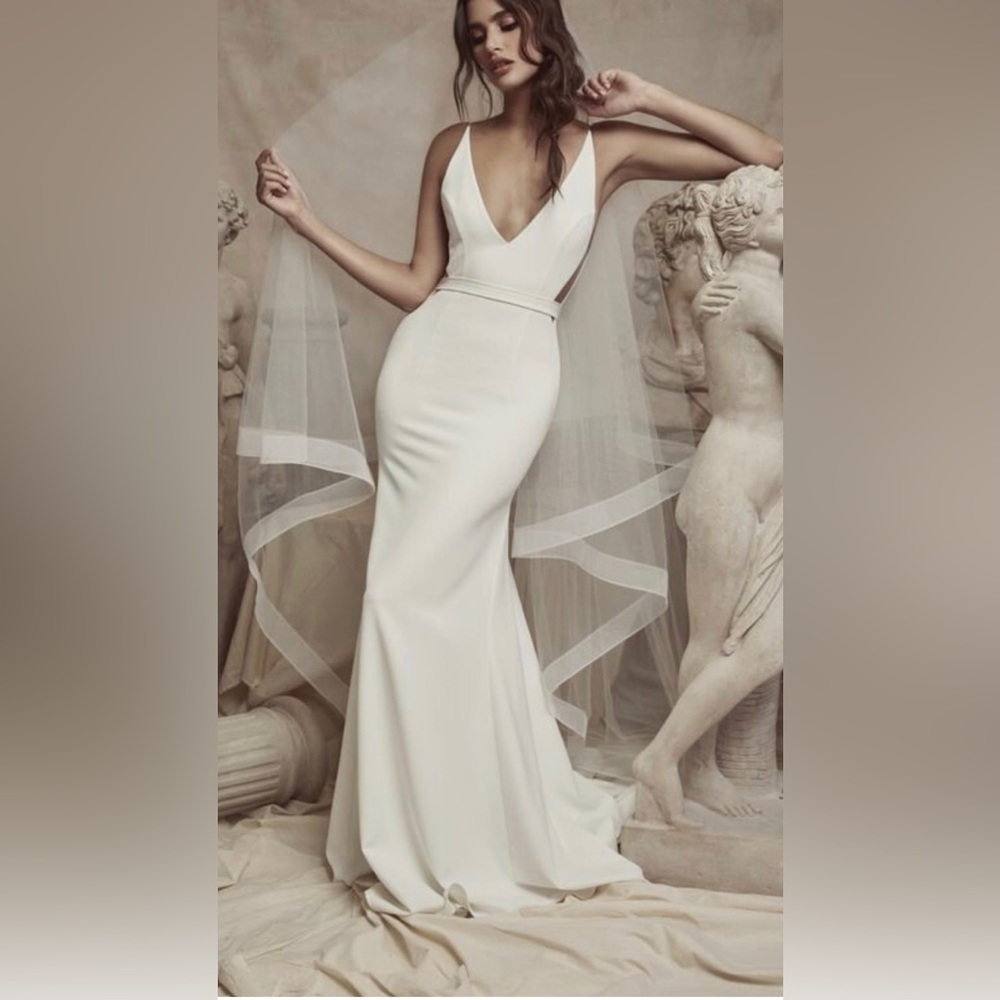 Sarah Seven Giovanna Wedding Dress